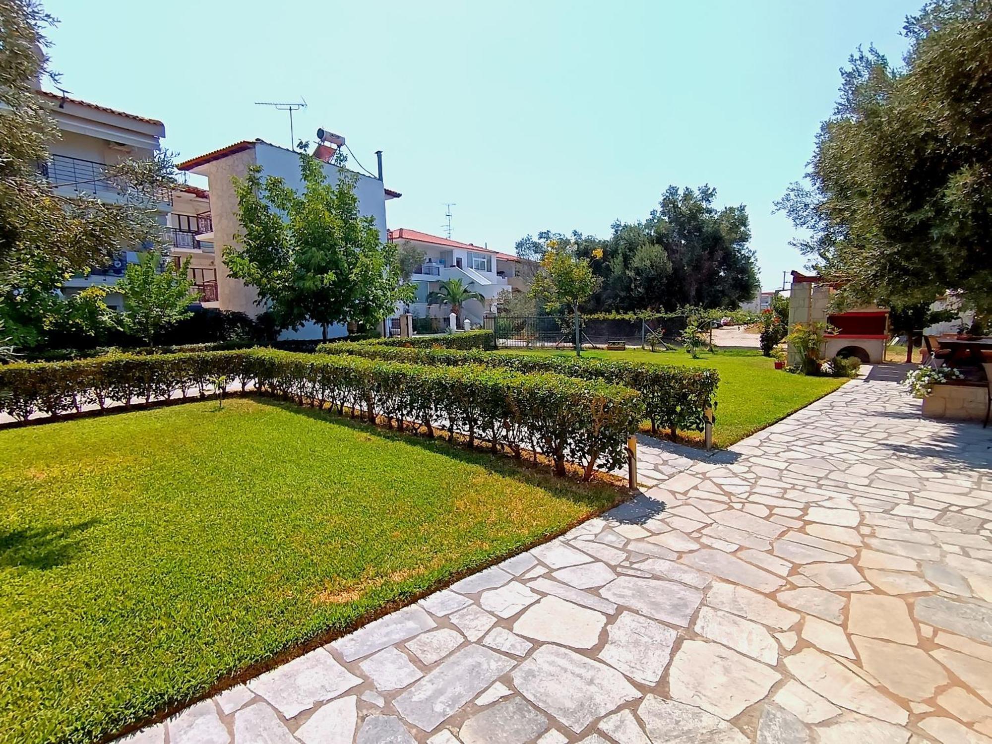 Giorgos Apartments Skála Foúrkas Buitenkant foto